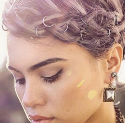 THE NEW FESTIVAL ACCESSORIES UPDATE: HAIR RINGS | Wella Professionals