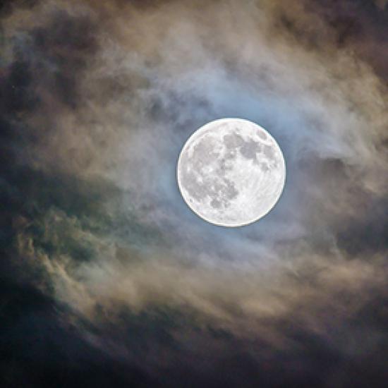 Image of the full moon